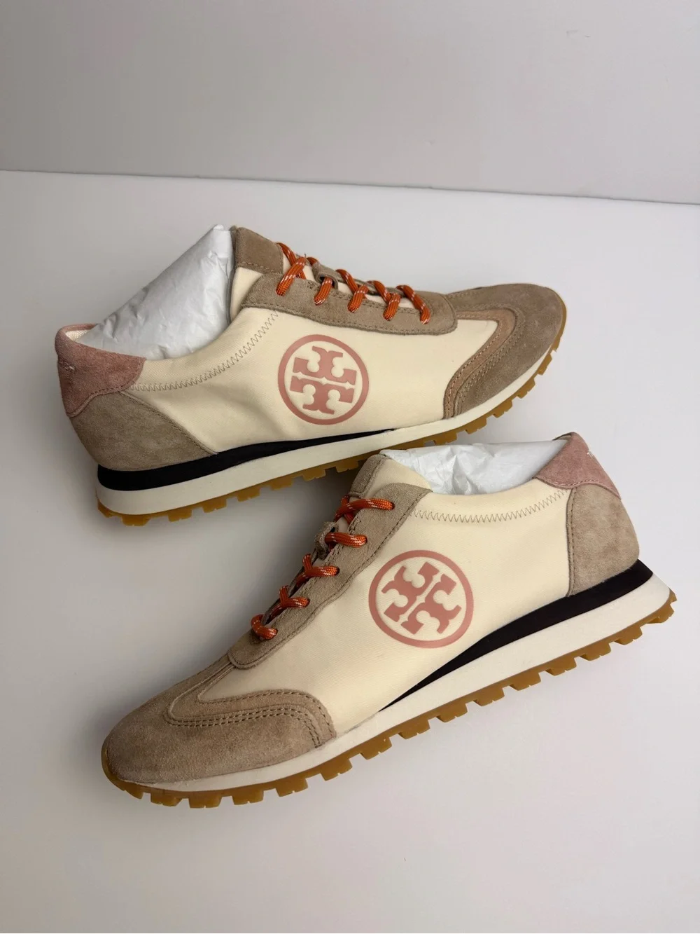 Tory Burch Annie Nylon Runner Sneakers New Cream Noisette Malva Suede US 9